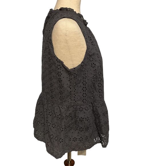 LOFT Gray Eyelet Peplum Top | Medium Cotton Sleeveless - Picture 7 of 9